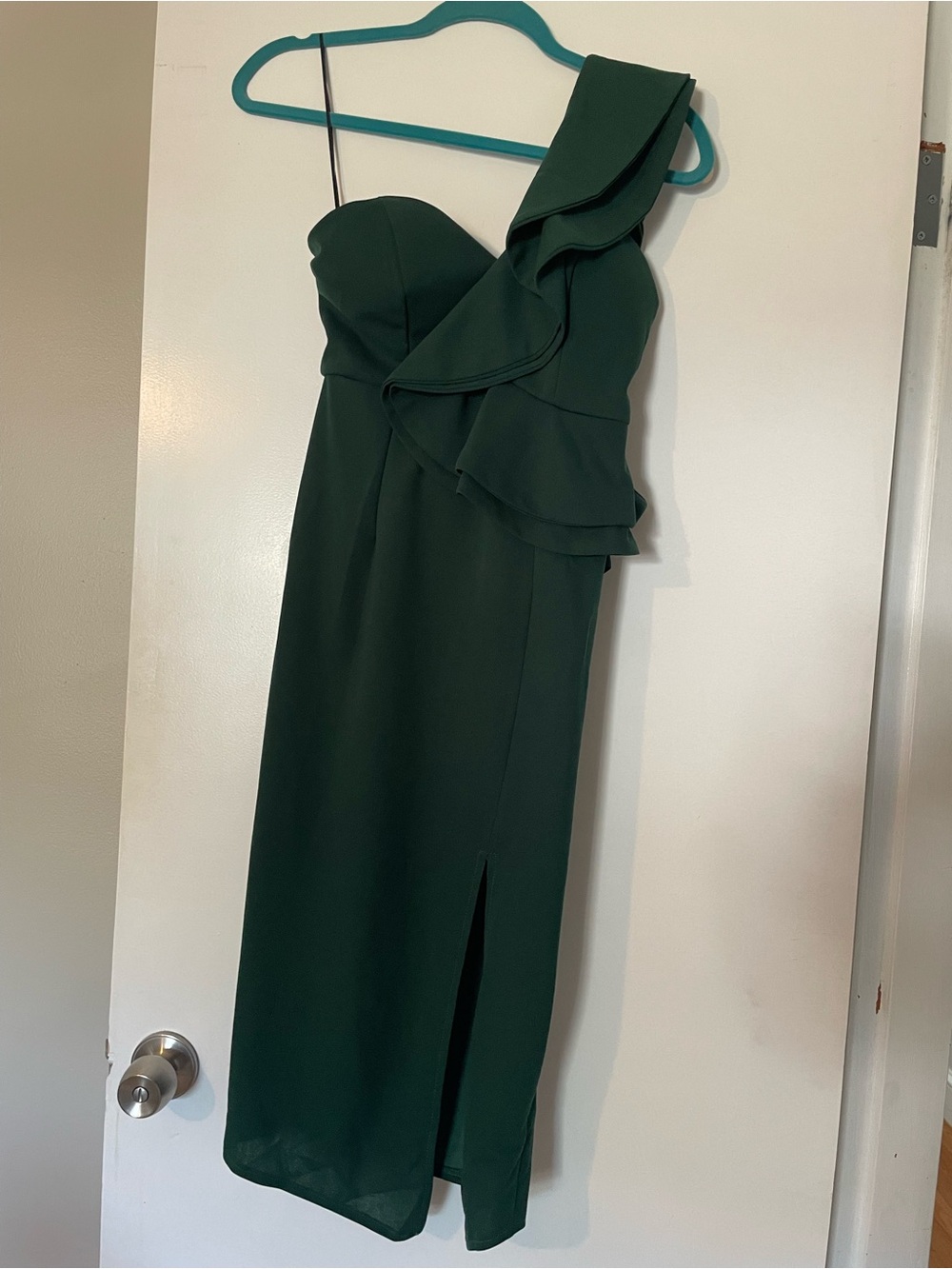 NWT Hello Molly Green One Shoulder Ruffle Midi Dress US 6